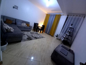 J&R - Lovely two bedroom apartment in Jinja.